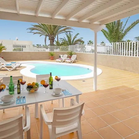 Olivina 1 By * Tías