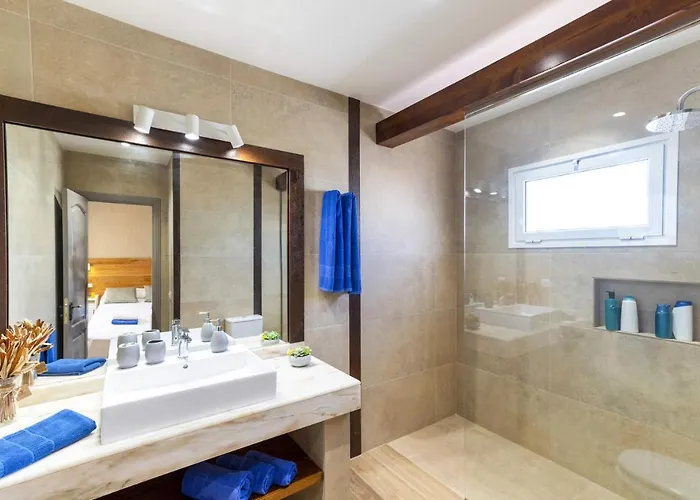 Willa Olivina 1 By *