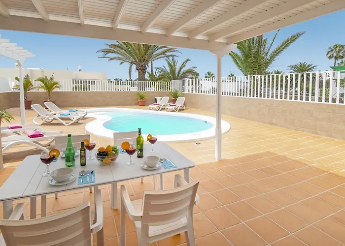 Olivina 1 By * Tías